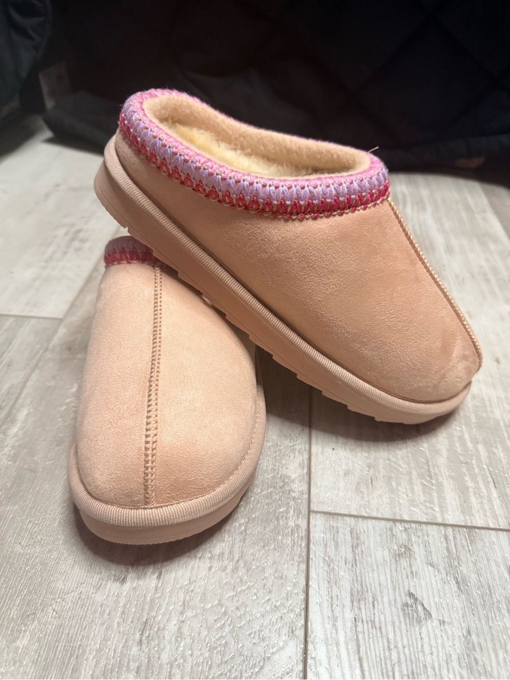 MIA Downee Girls Size 5 Blush Pink Cozy Lined Slip-On Clog Slippers